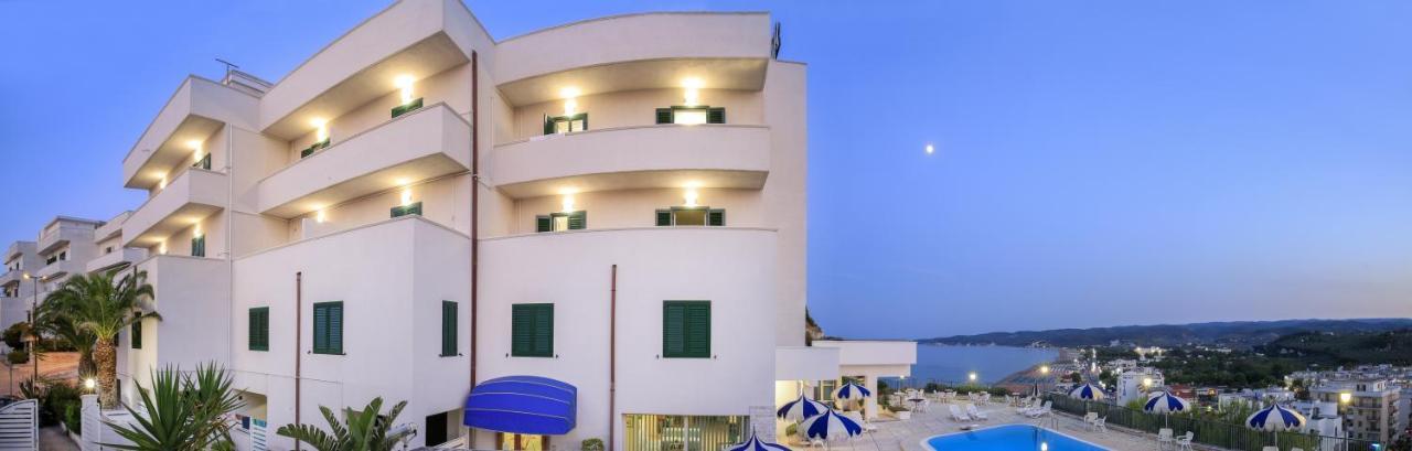 Svevo Sea House Aparthotel Весте Екстериор снимка