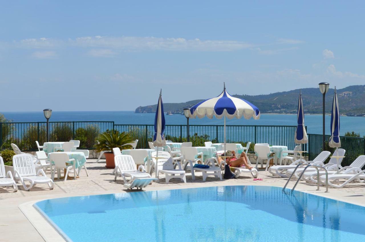 Svevo Sea House Aparthotel Весте Екстериор снимка