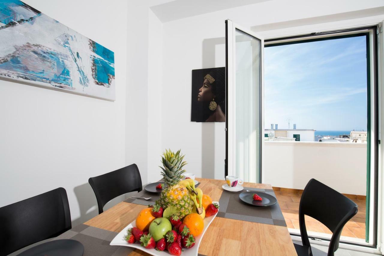 Svevo Sea House Aparthotel Весте Екстериор снимка